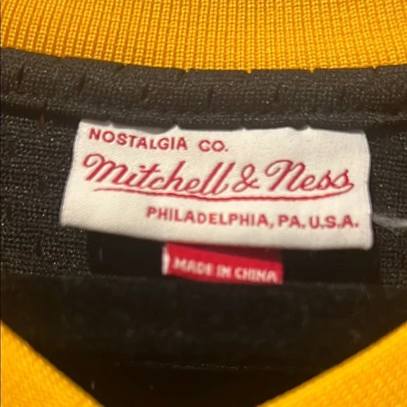 Mitchell & Ness Yellow and Black Jersey size M - Picture 2 of 9